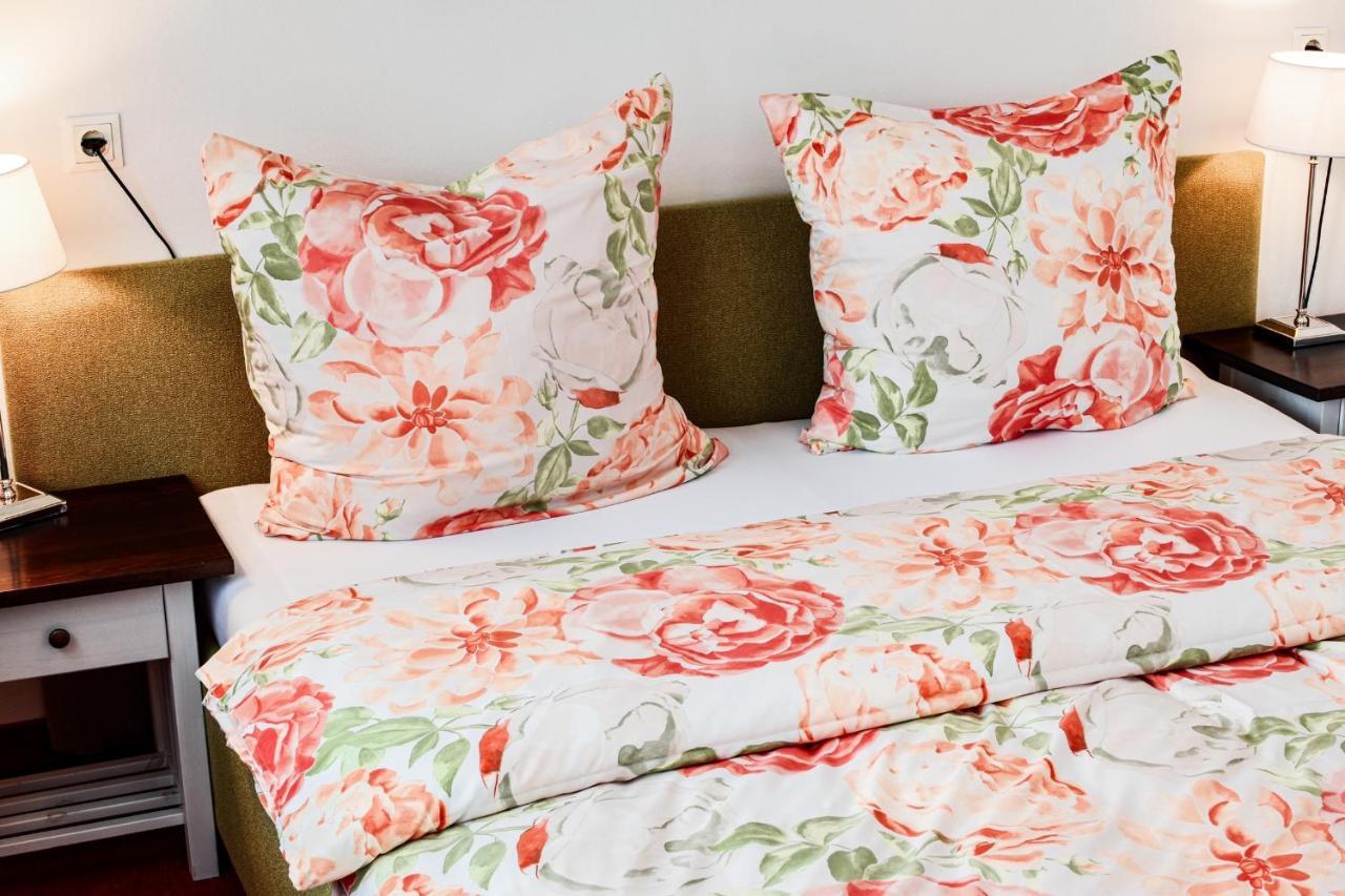 Gartenhotel Garni Pension B&B Innsbruck Kültér fotó