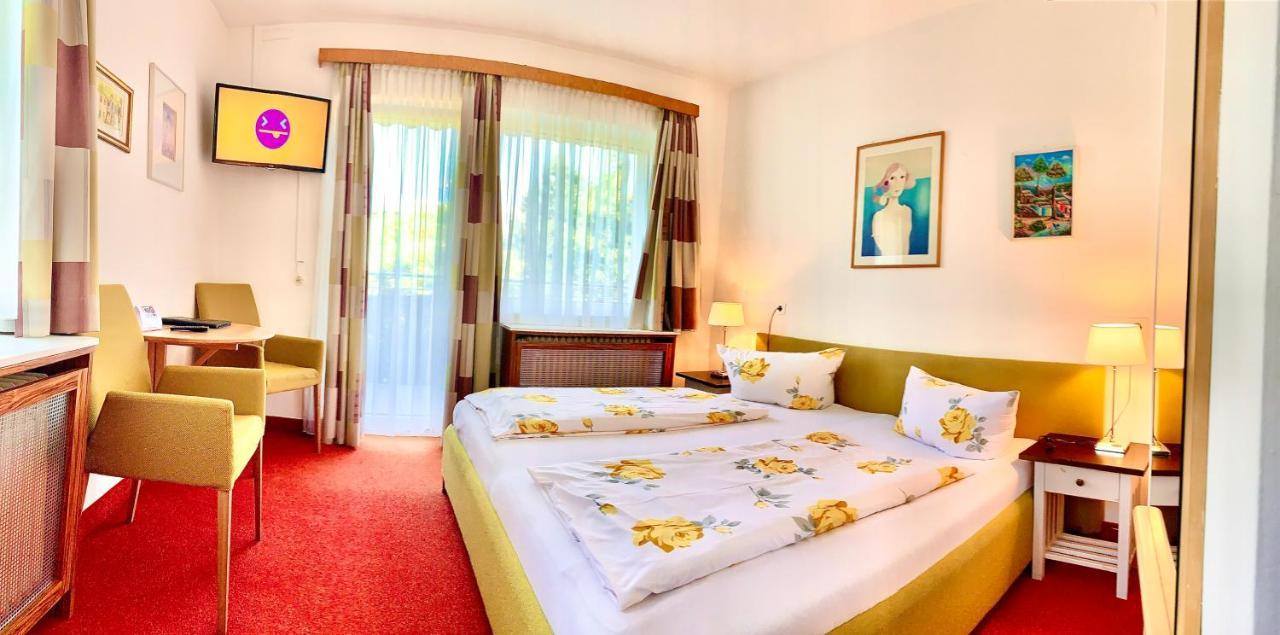 Gartenhotel Garni Pension B&B Innsbruck Kültér fotó