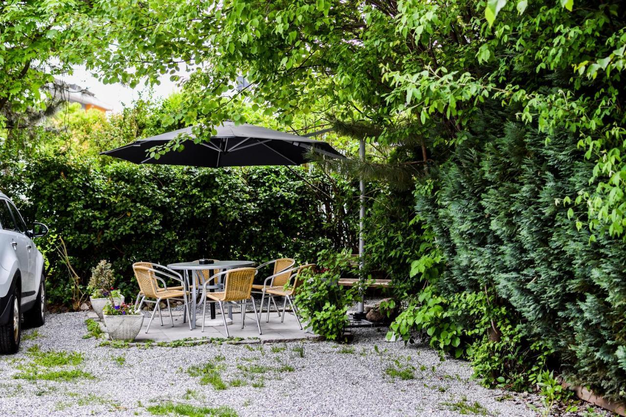 Gartenhotel Garni Pension B&B Innsbruck Kültér fotó