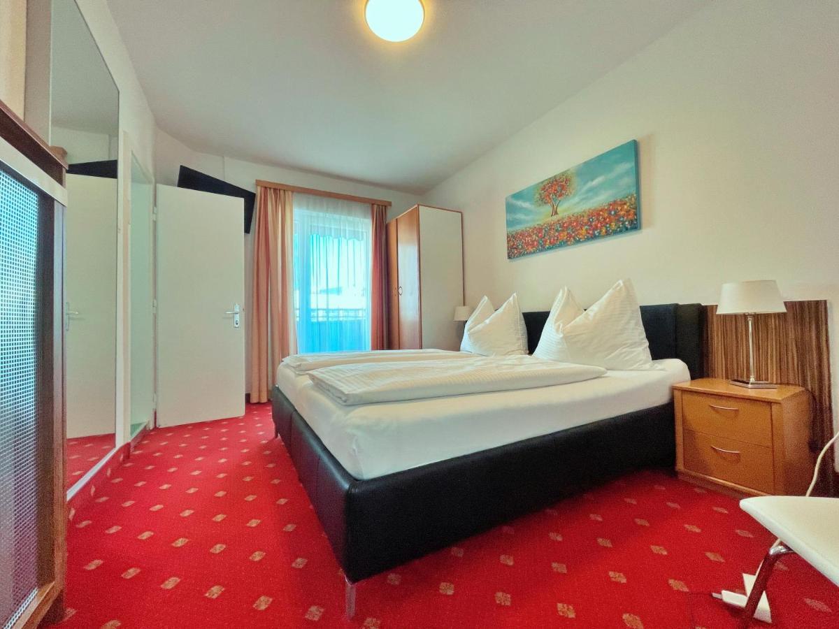 Gartenhotel Garni Pension B&B Innsbruck Kültér fotó
