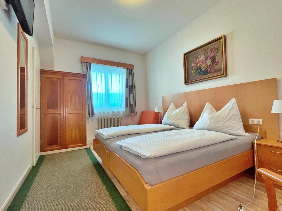 Gartenhotel Garni Pension B&B Innsbruck Kültér fotó