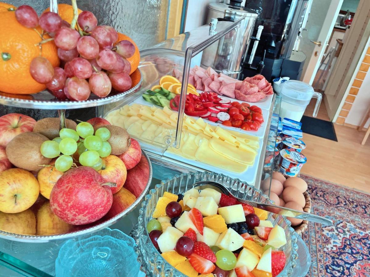 Gartenhotel Garni Pension B&B Innsbruck Kültér fotó